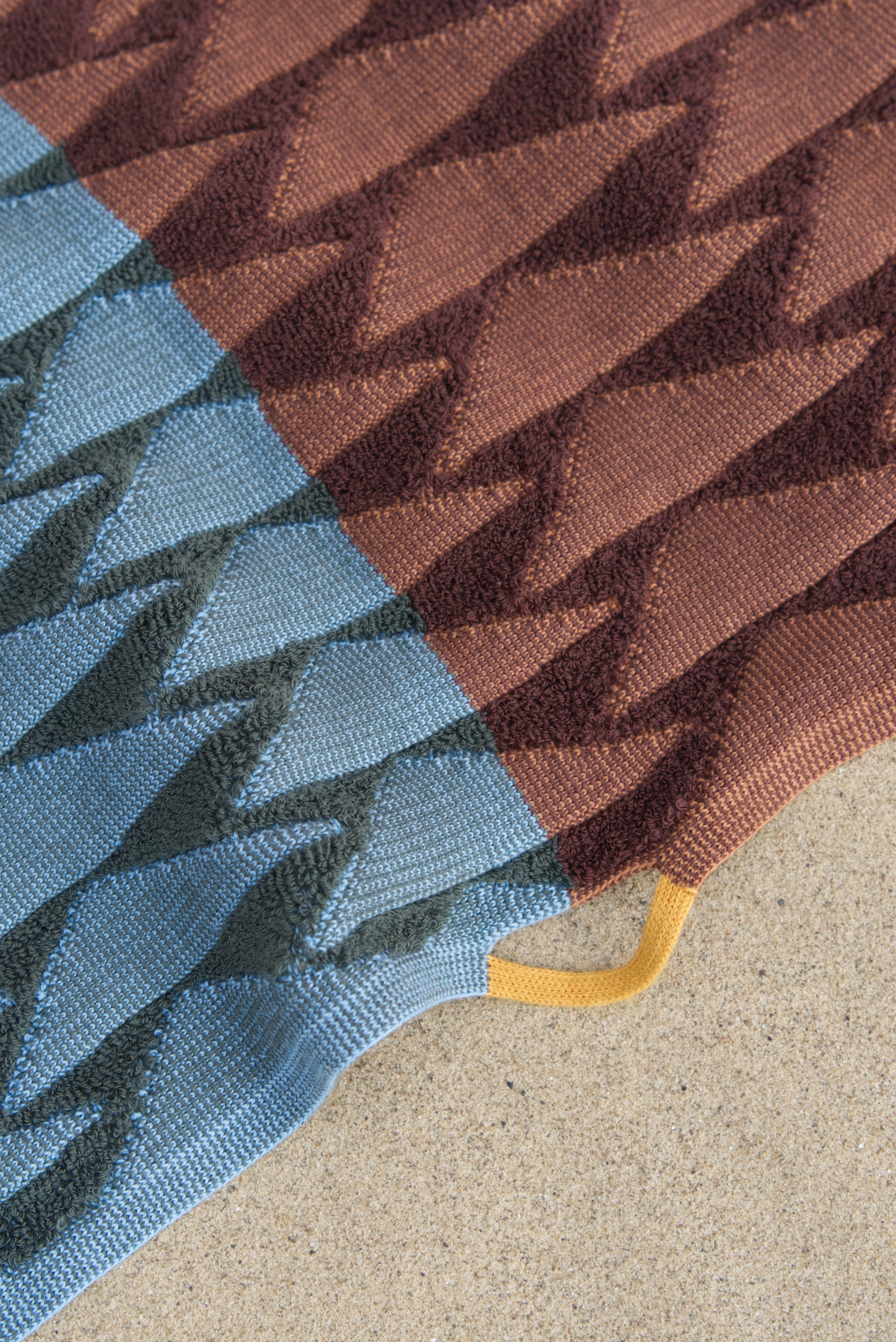 Towel manufacturing in a single process