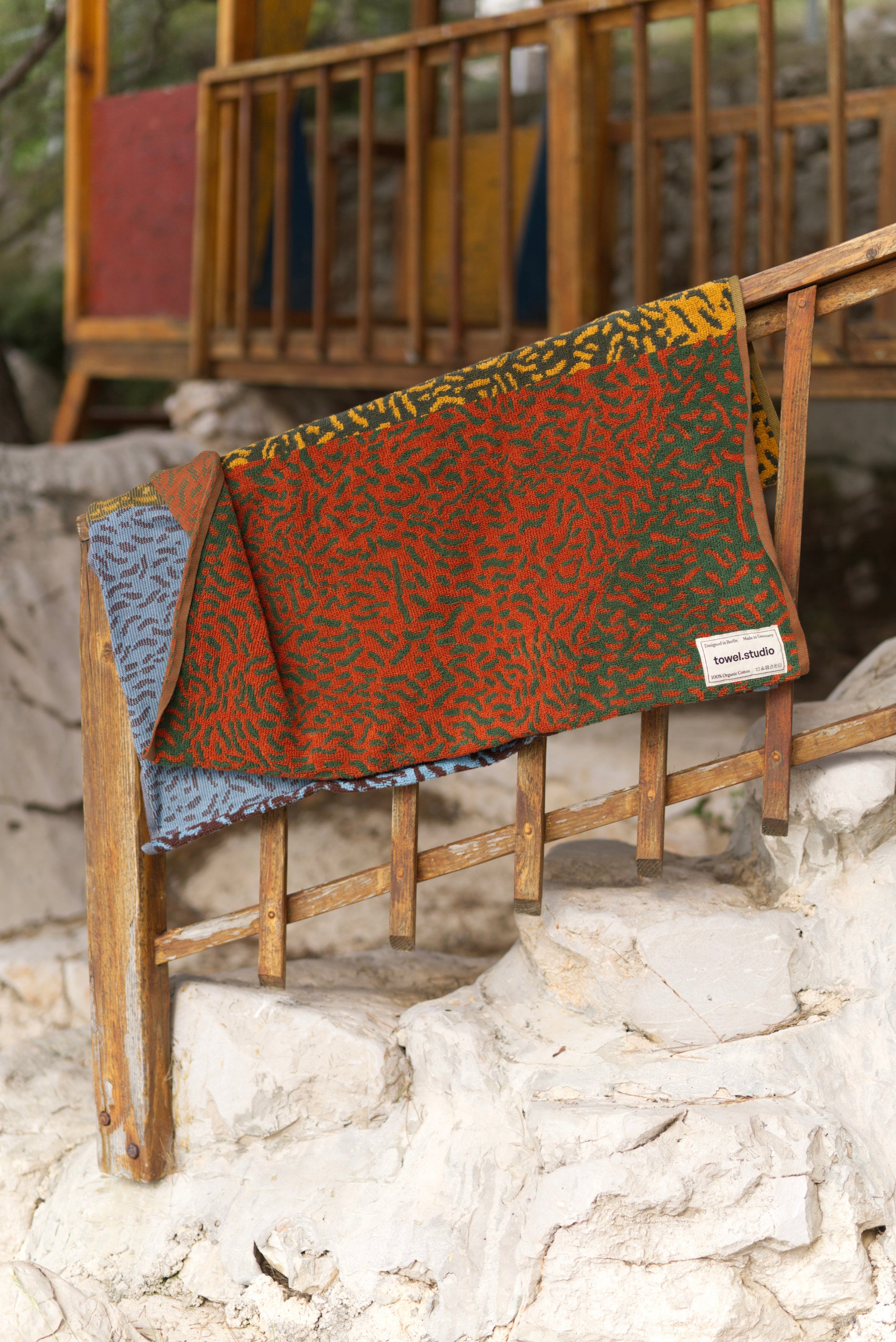 Worm Bath Towel | Multicolor