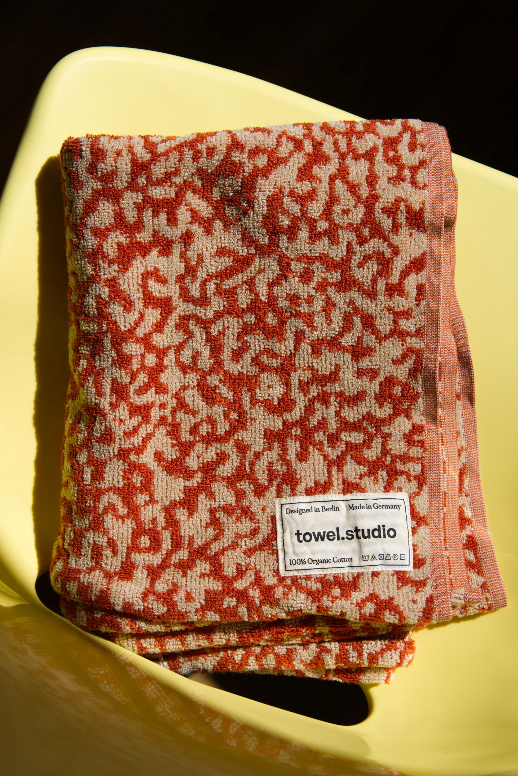 Noisy Camo Bath Towel | Salamander