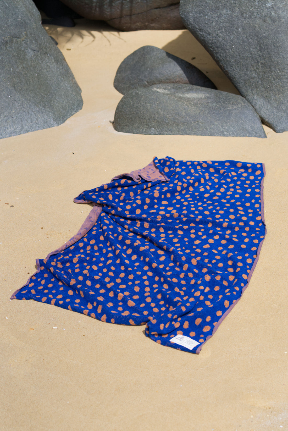 Pebbles Beach Towel Azure Chestnut Towel Studio