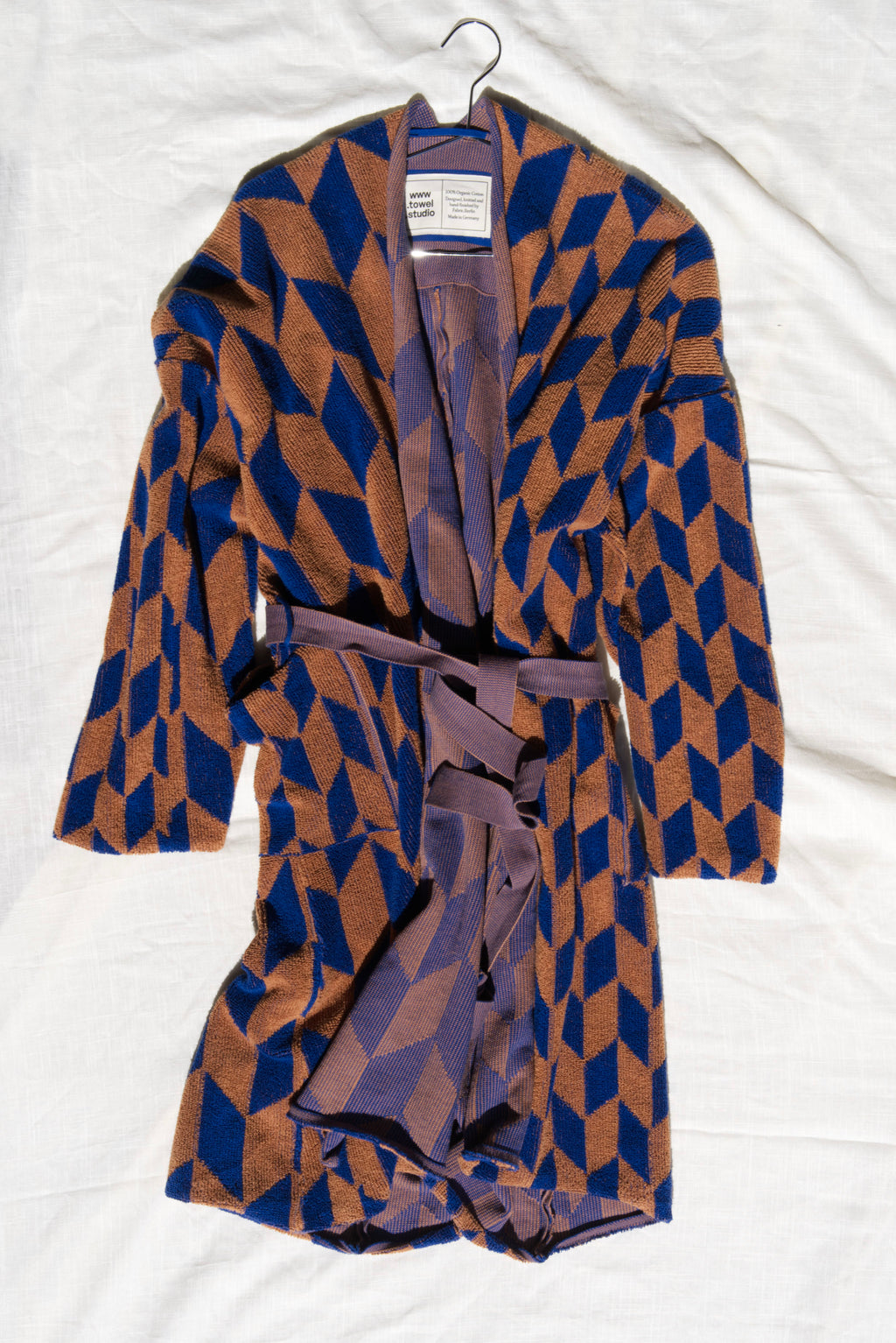 Arrow Tail Bathrobe | Azure & Chestnut