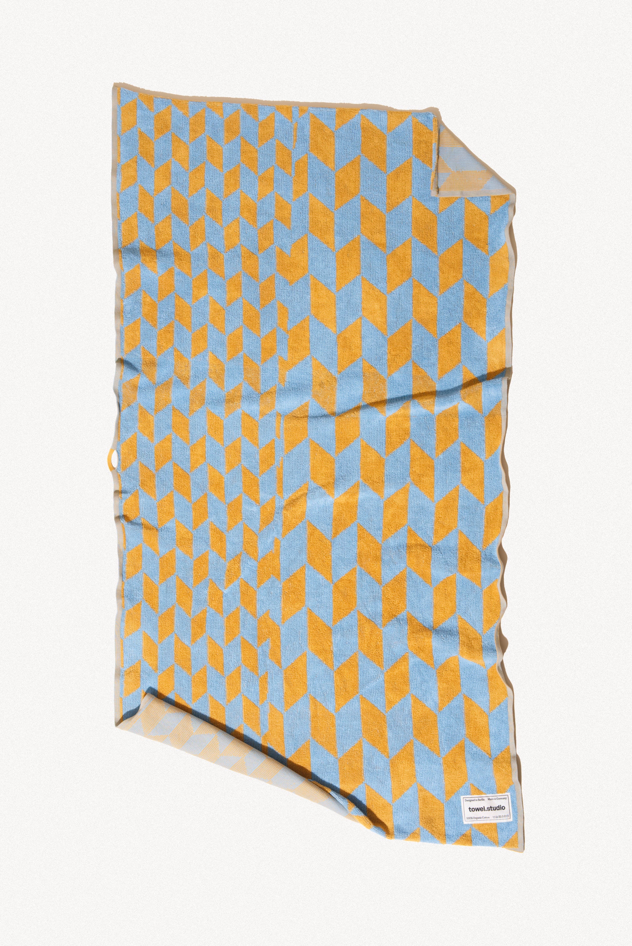 Arrow Tail Bath Towel | Caramel & Sky