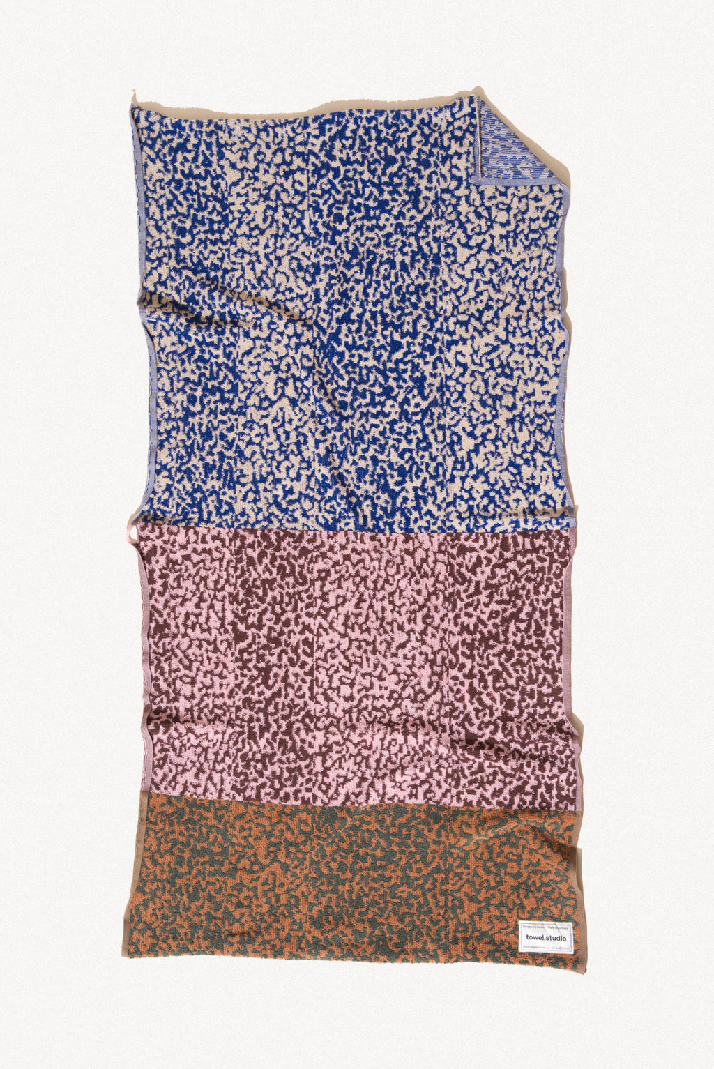Noisy Camo Bath Towel | Multicolor