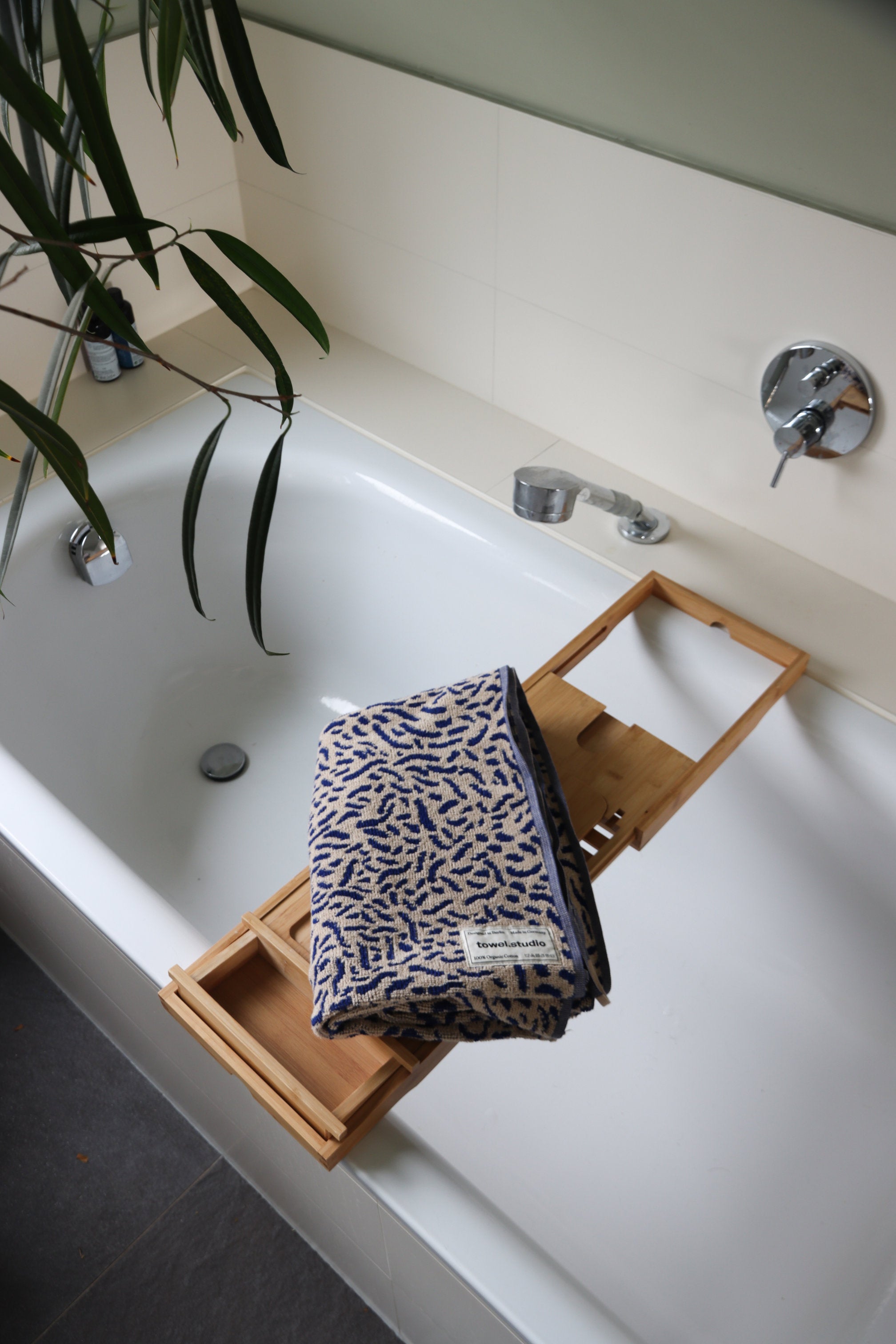 Worm Bath Towel | Electric Blue