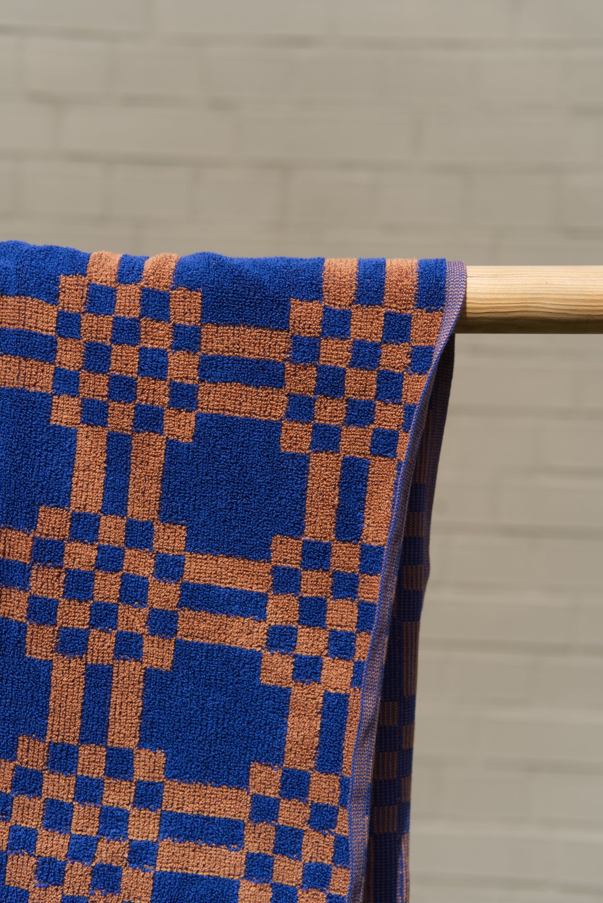 Weave Bath Towel | Azure & Chestnut