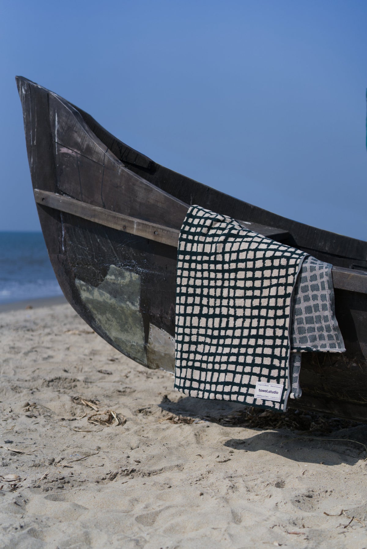 Bold Grid Strandtuch | Forest Green