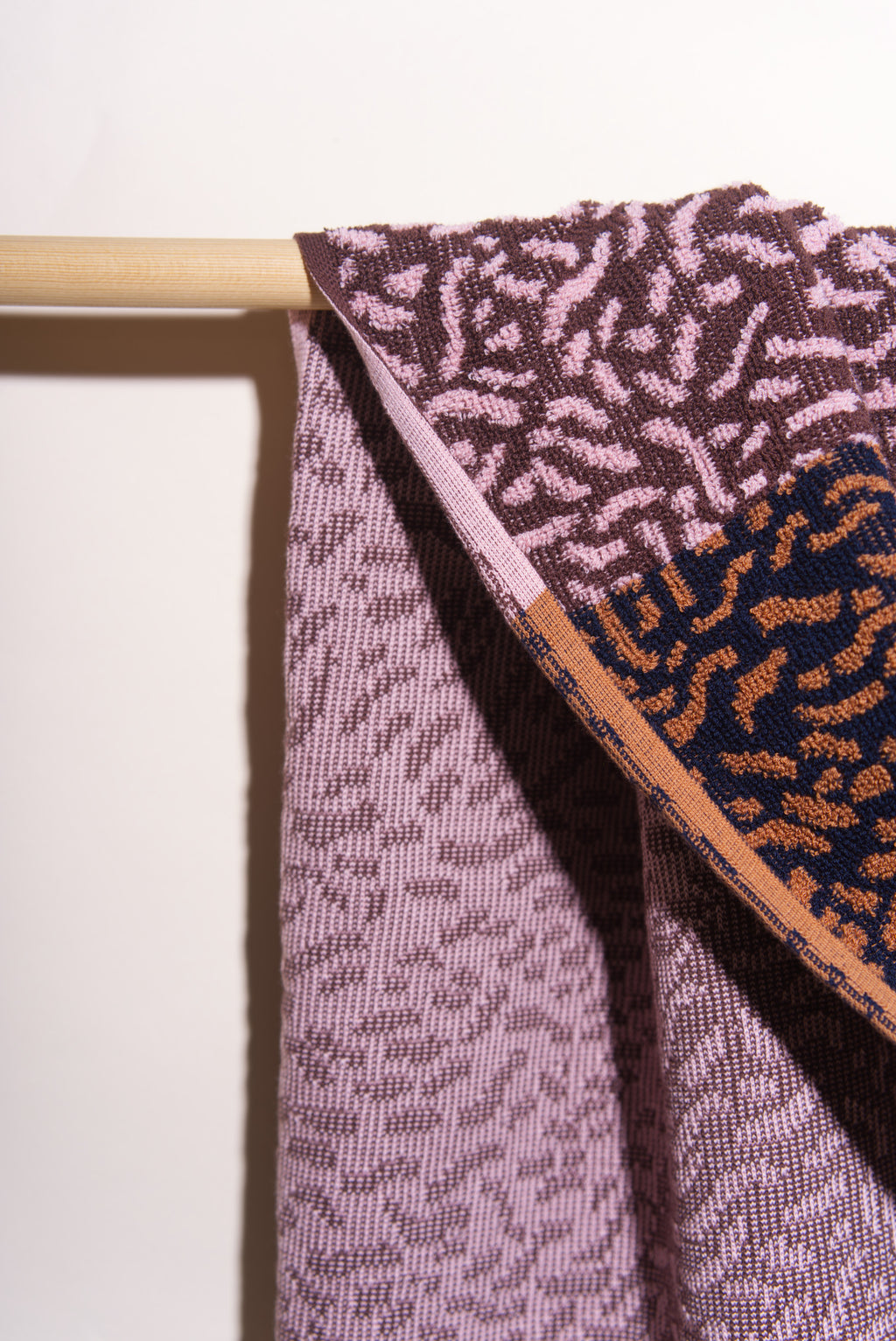 Worm Blanket Towel | Plum Blossom