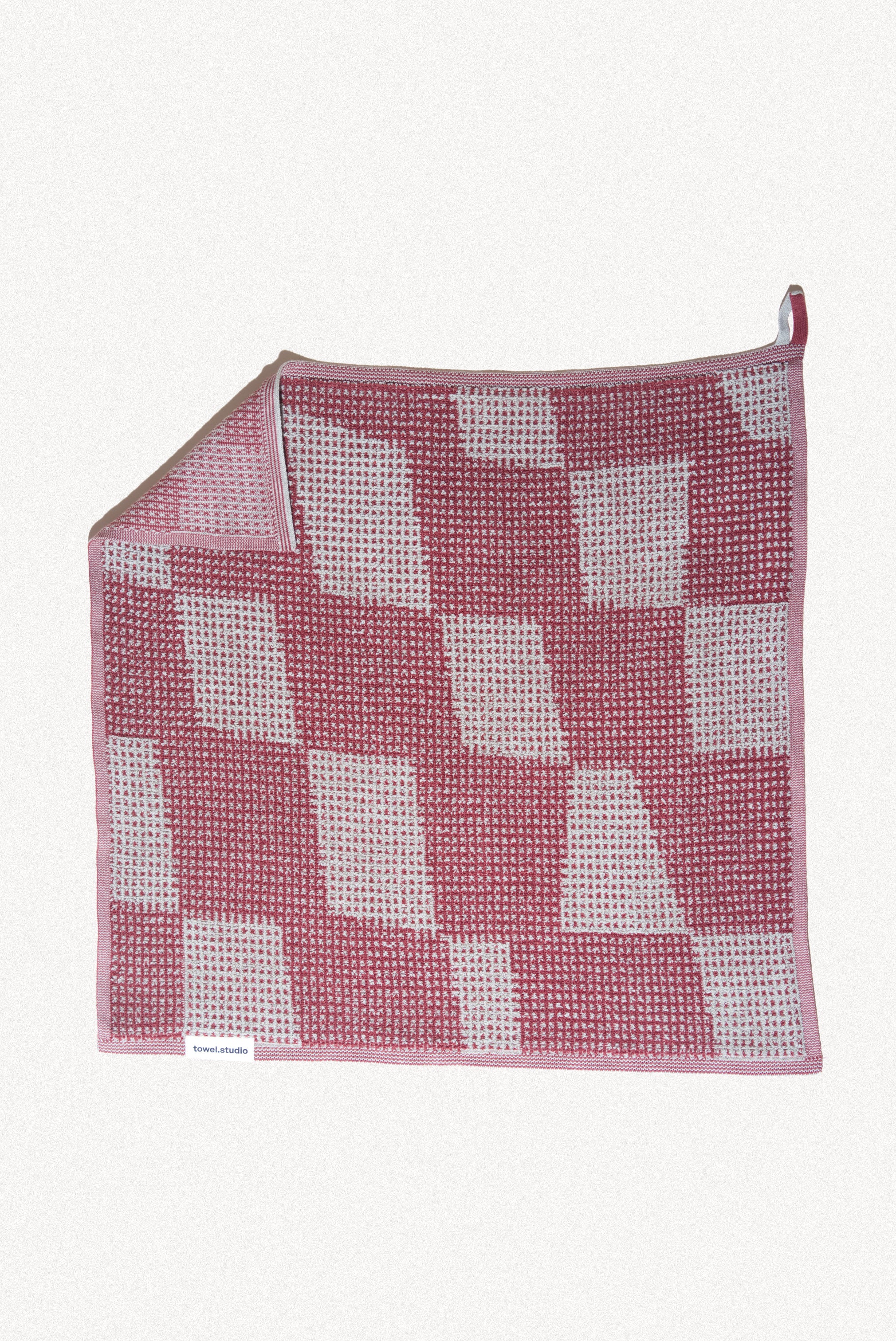 Fields Guest Towel | Burgundy