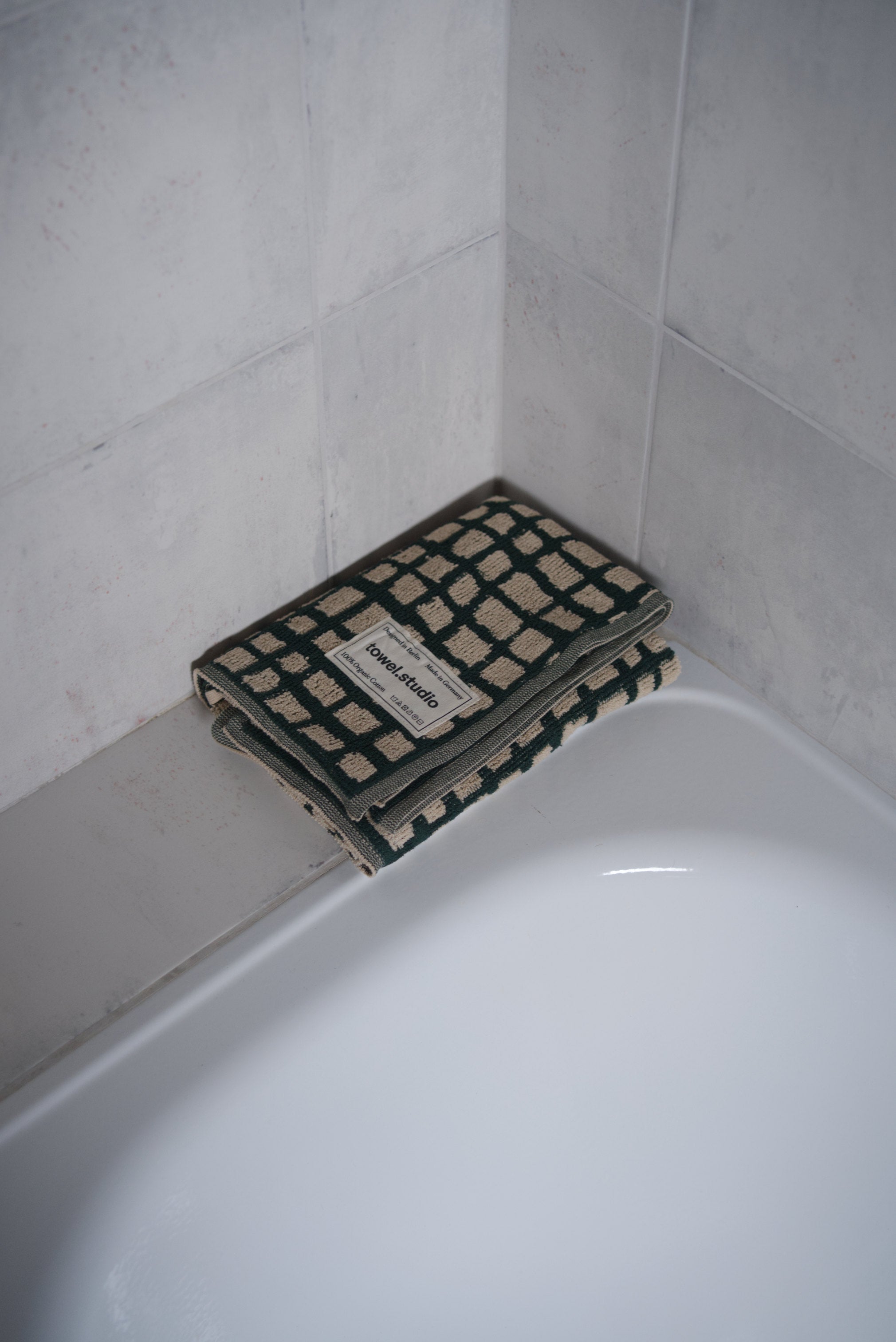 Bold Grid Gym Towel | Forest Green