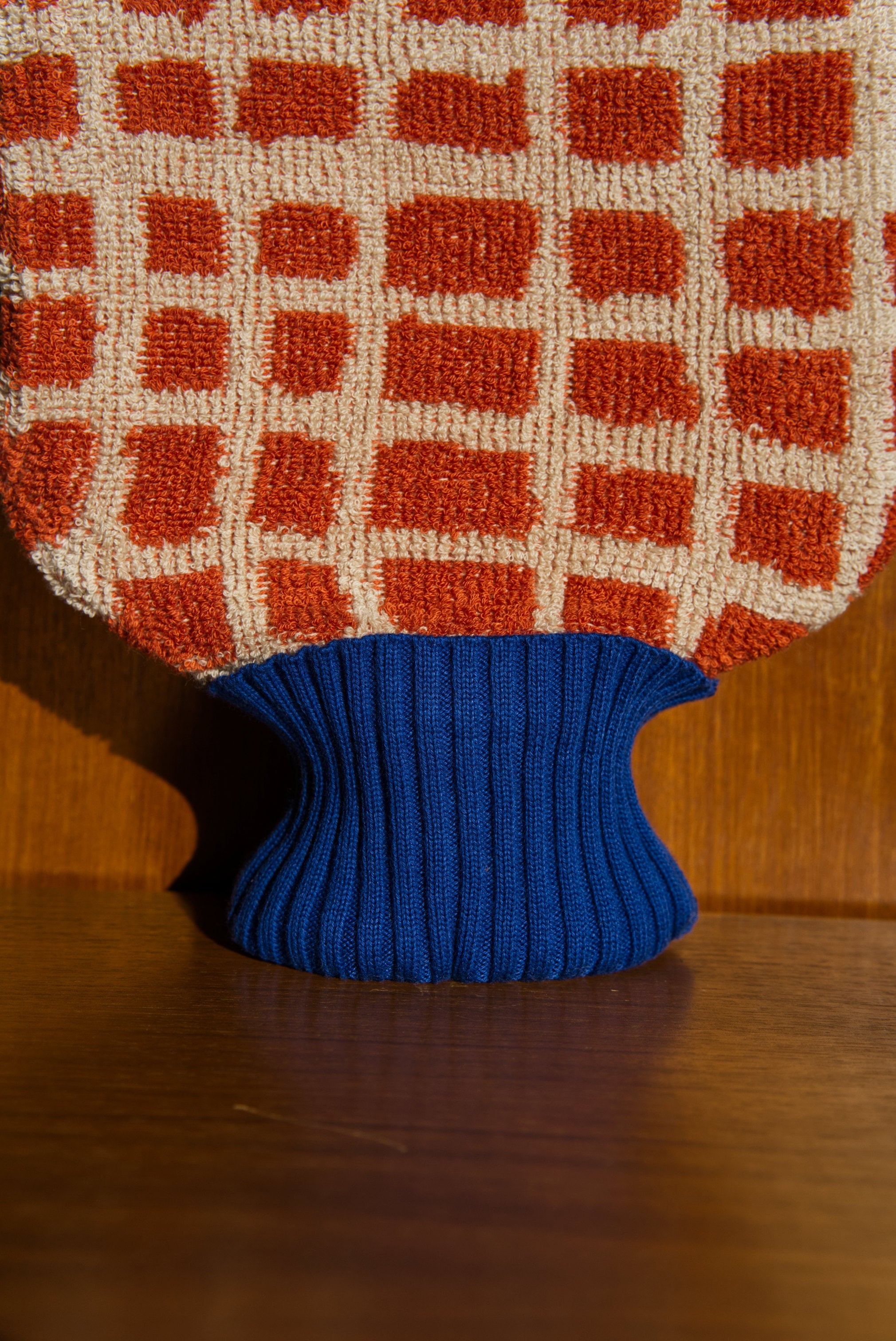 Bold Grid Hot Water Bottle | Barn | Large (2 Liter)