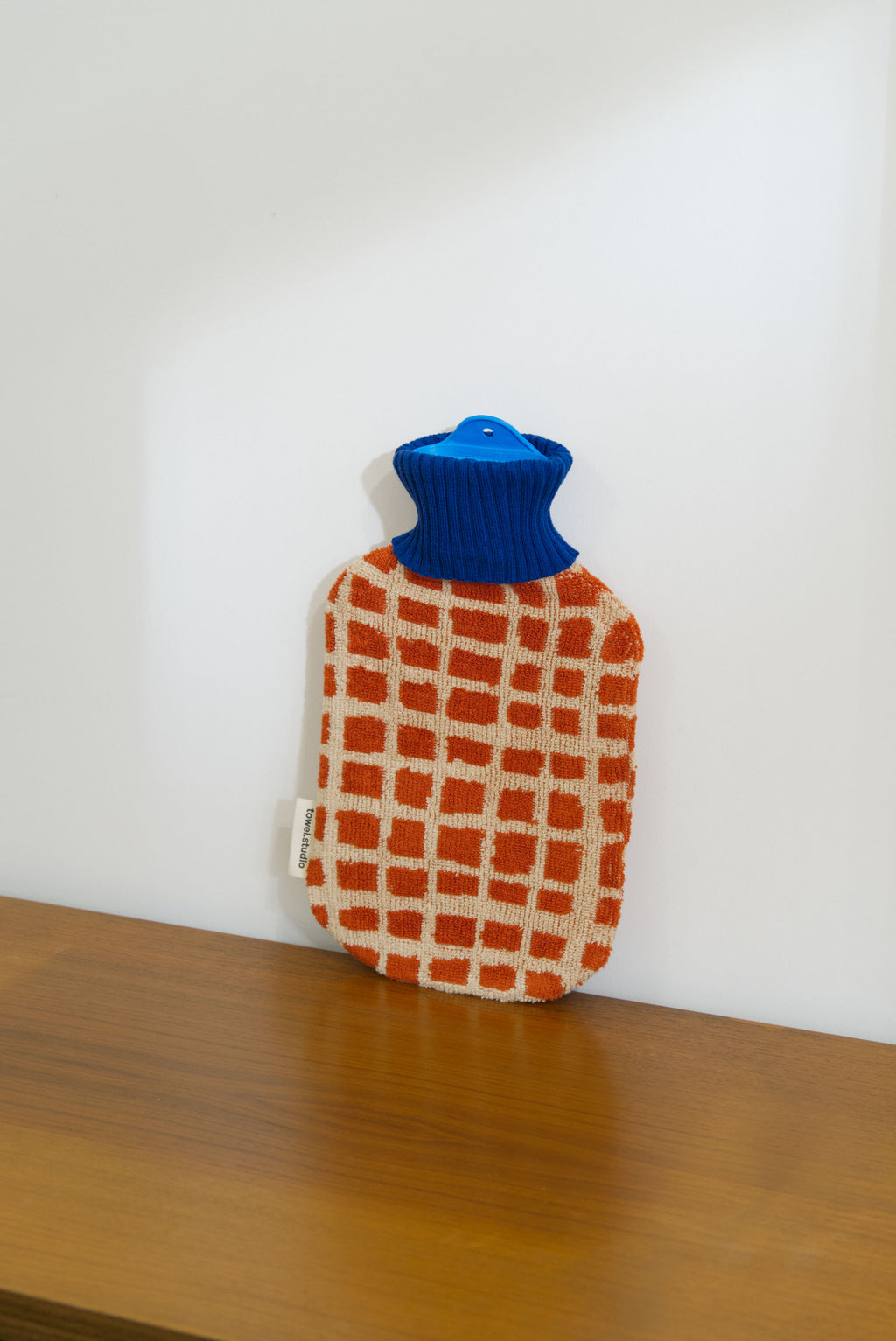 Bold Grid Hot Water Bottle | Barn | Small (0.8 Liter)