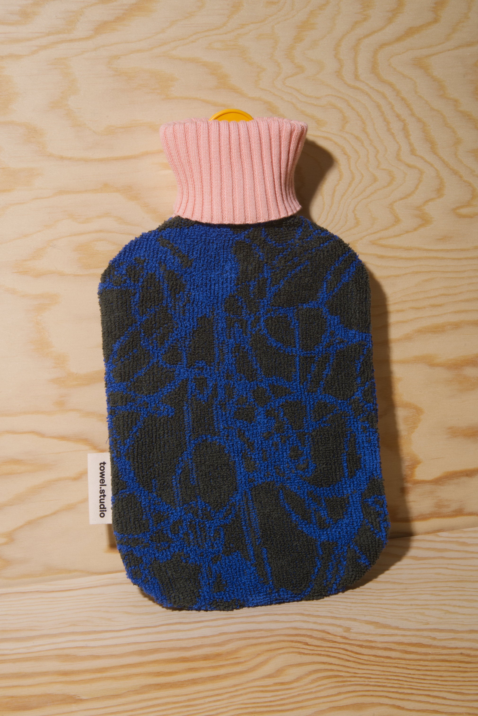 Fountain Hot Water Bottle | Baltic Blue | Large (2 Liter)