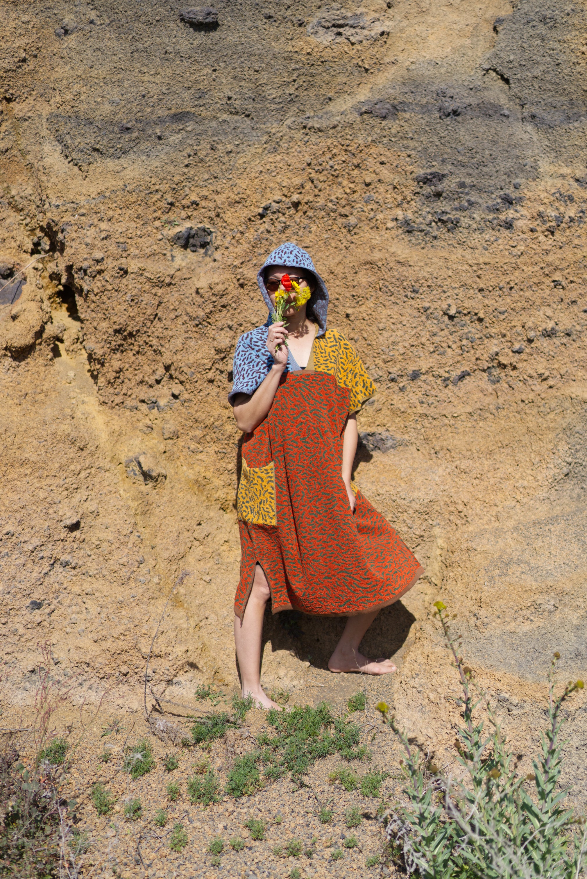 Worm Surf Poncho | Multicolor