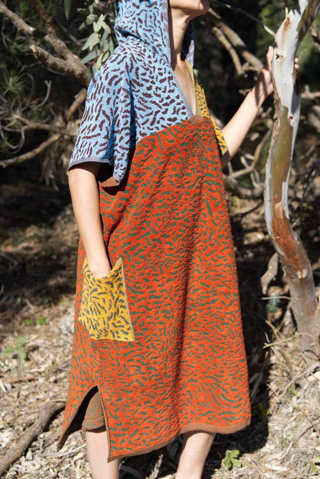 Worm Surf Poncho | Multicolor