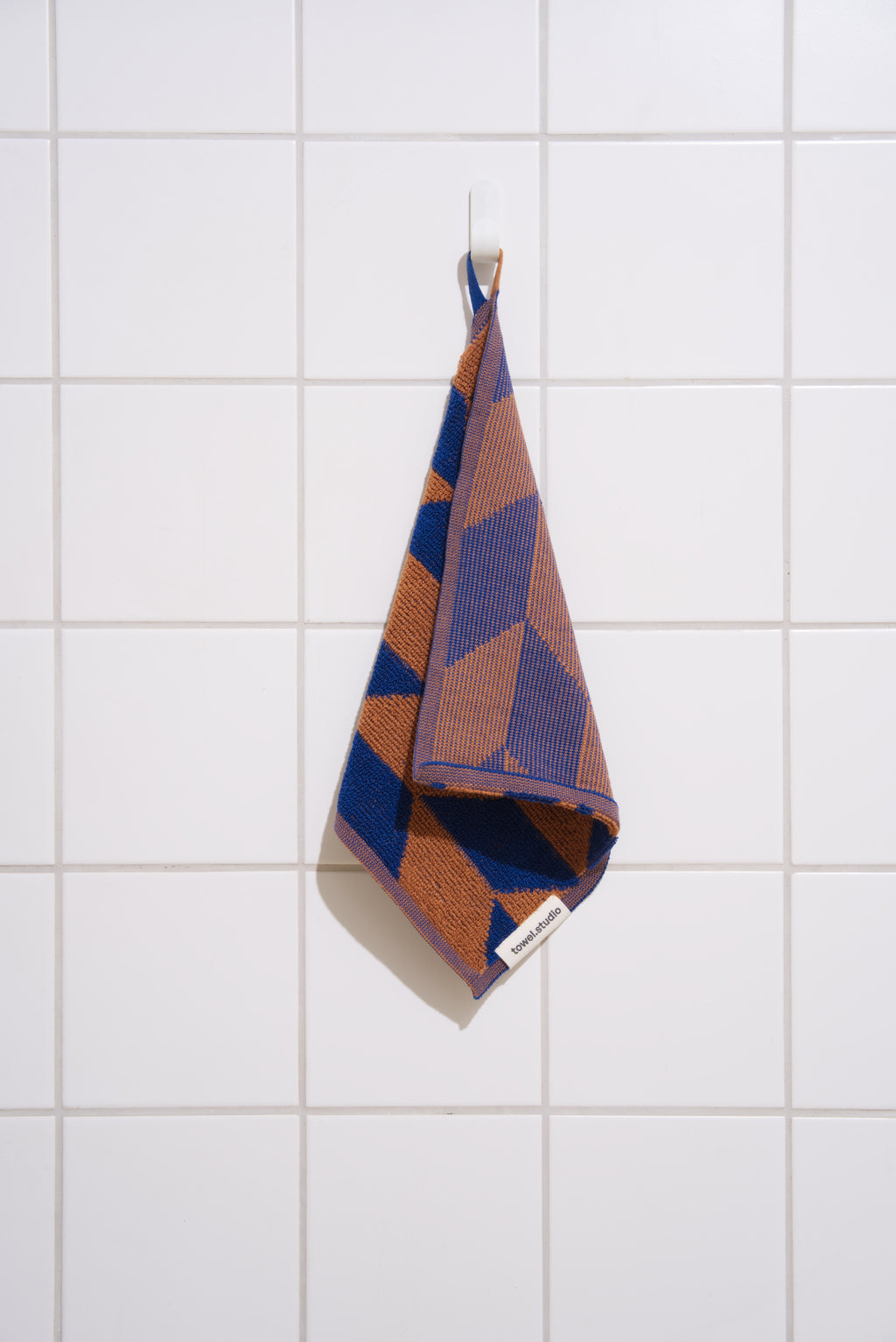 Arrow Tail Wash Cloth | Azure & Chestnut