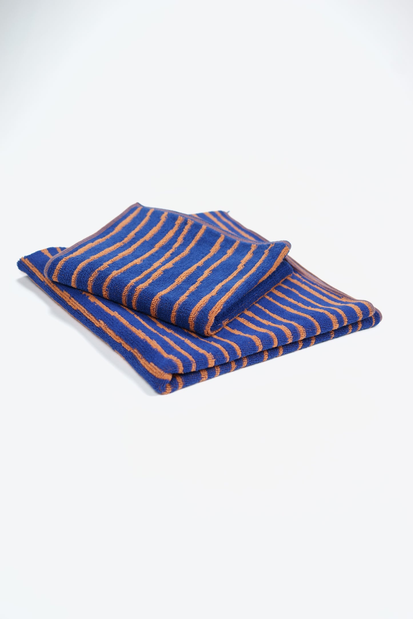 Stripe Handtuch | Azure & Chestnut
